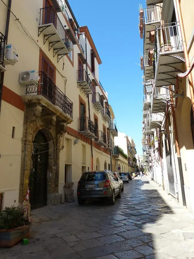 Casa Dei Lylium Apartment Palermo